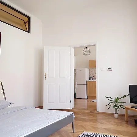 Quiet In The Center Apartment Prague